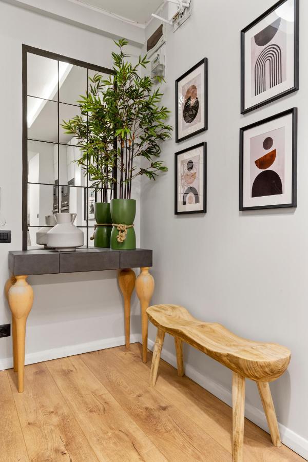 Tova Pearl Ultracentral - Romana Square Subway Apartment Bucureşti Exterior foto