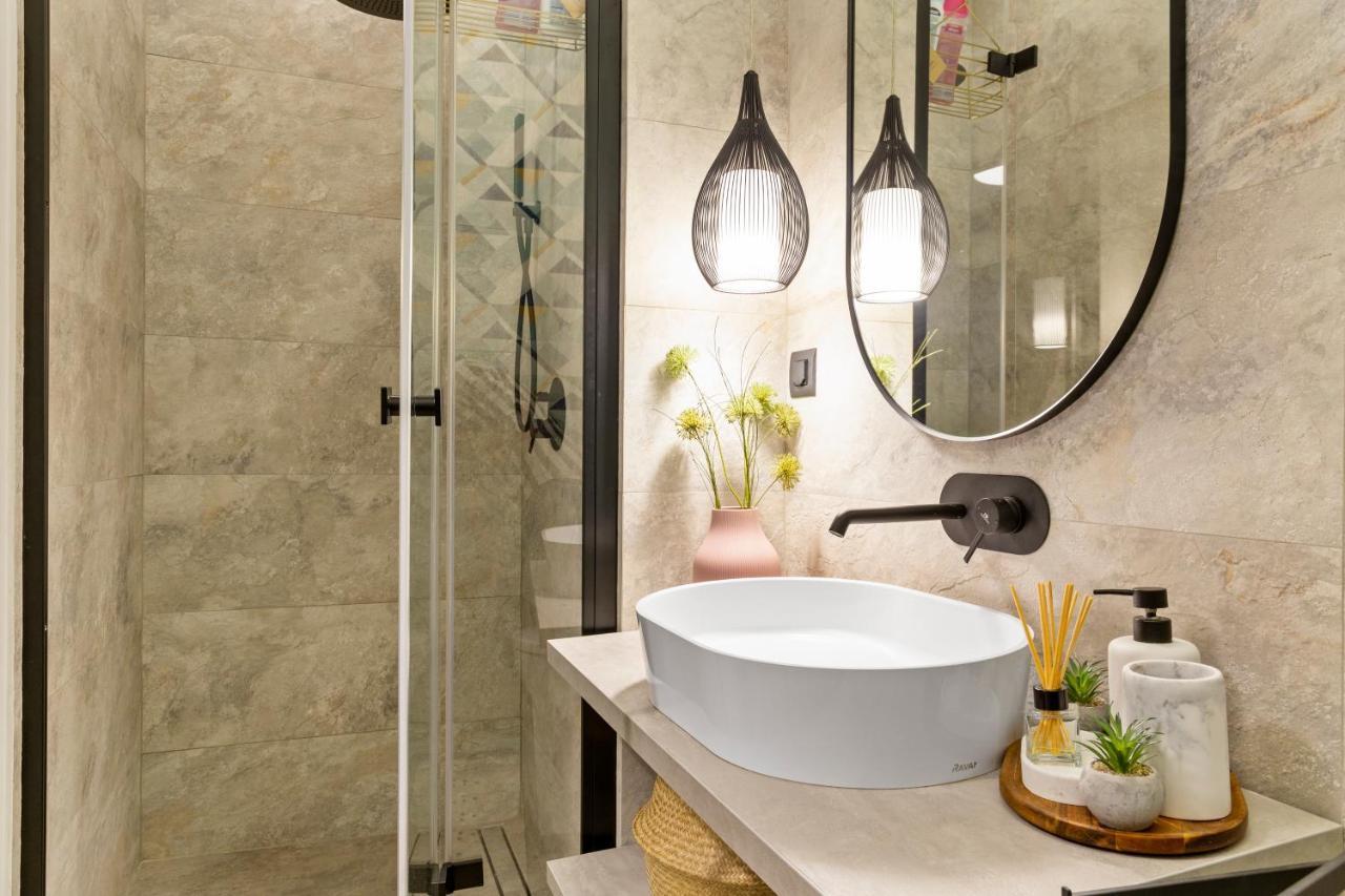 Tova Pearl Ultracentral - Romana Square Subway Apartment Bucureşti Exterior foto