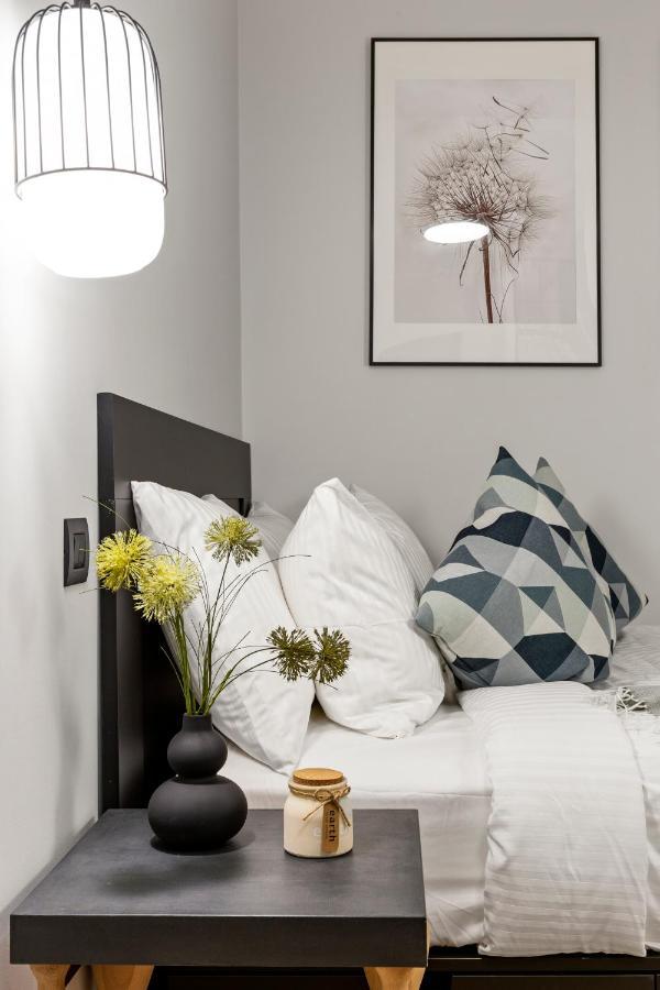 Tova Pearl Ultracentral - Romana Square Subway Apartment Bucureşti Exterior foto